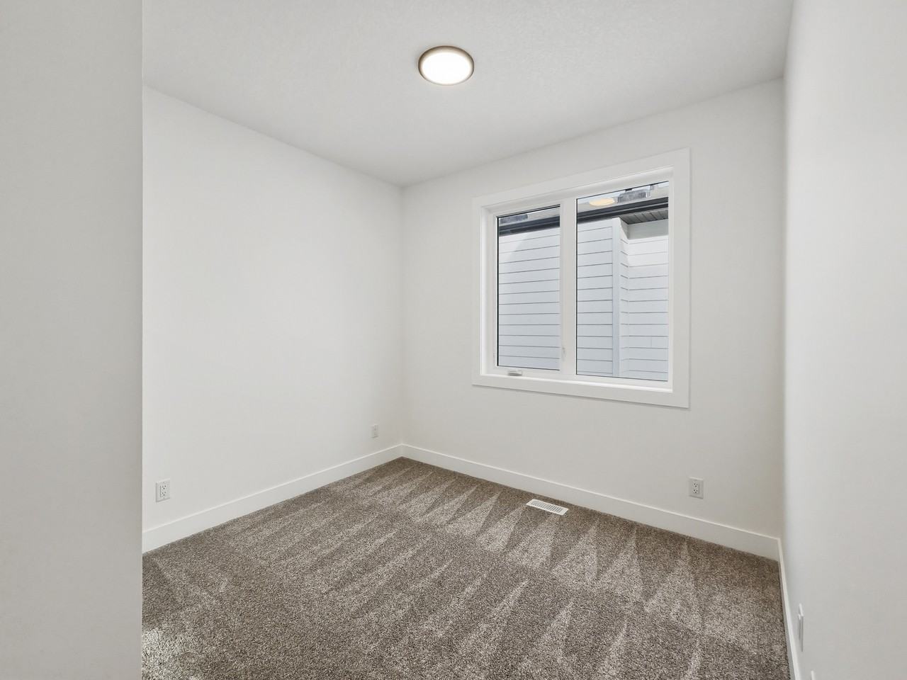 2600 28 Avenue Southwest (8 Plex), Calgary - Photo 6 of 27