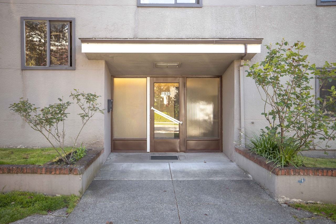 1935 Cypress Street - Photo 6 of 13