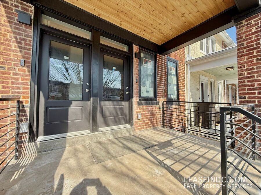 1812 Independence Ave Se #1 - Photo 2 of 26