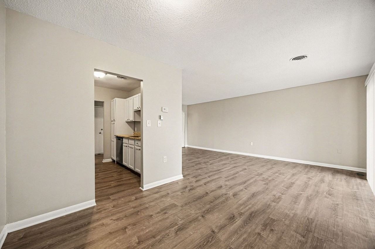 3501 Section Rd #308 - Photo 4 of 18