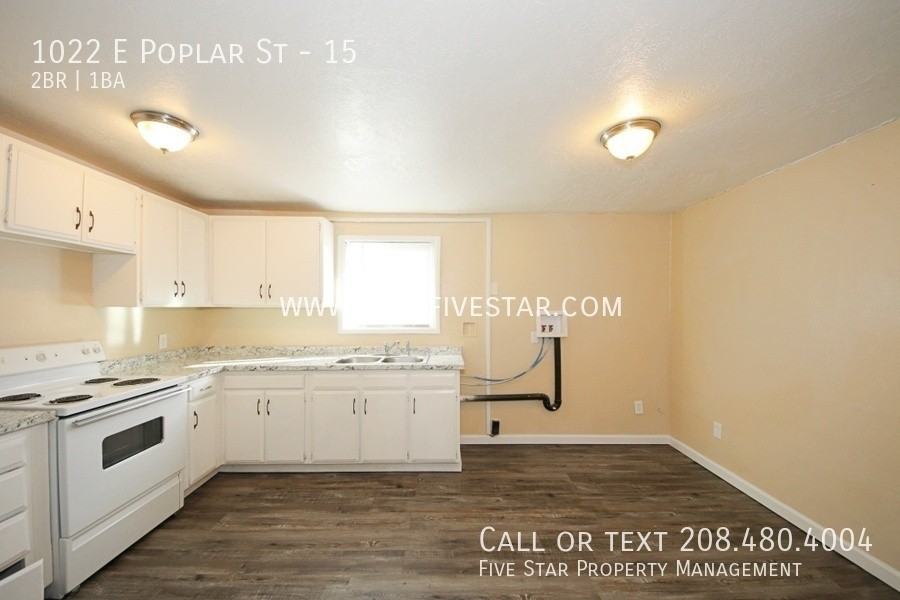 1022 E Poplar St #15 - Photo 6 of 11