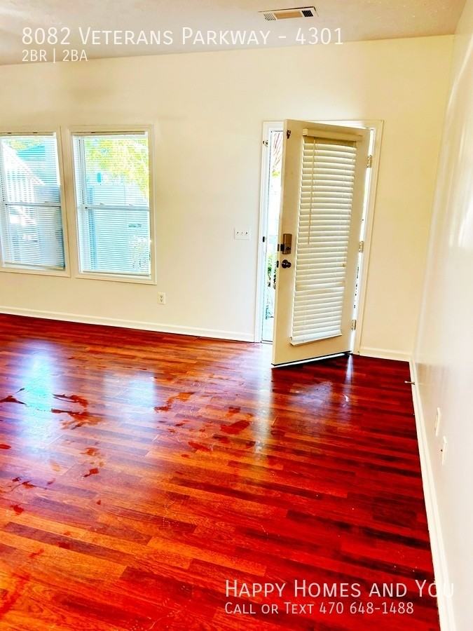 8082 Veterans Pkwy #4301 - Photo 5 of 33