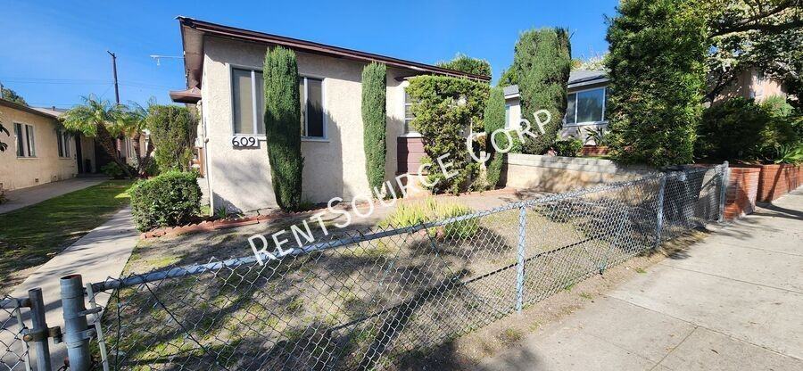 609 E San Jose Ave - Photo 2 of 14