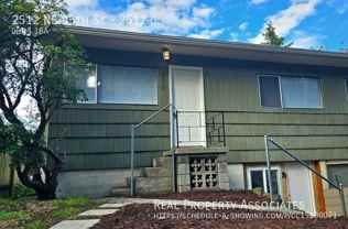 2512 Ne 95th St #2512B - Photo 1 of 1