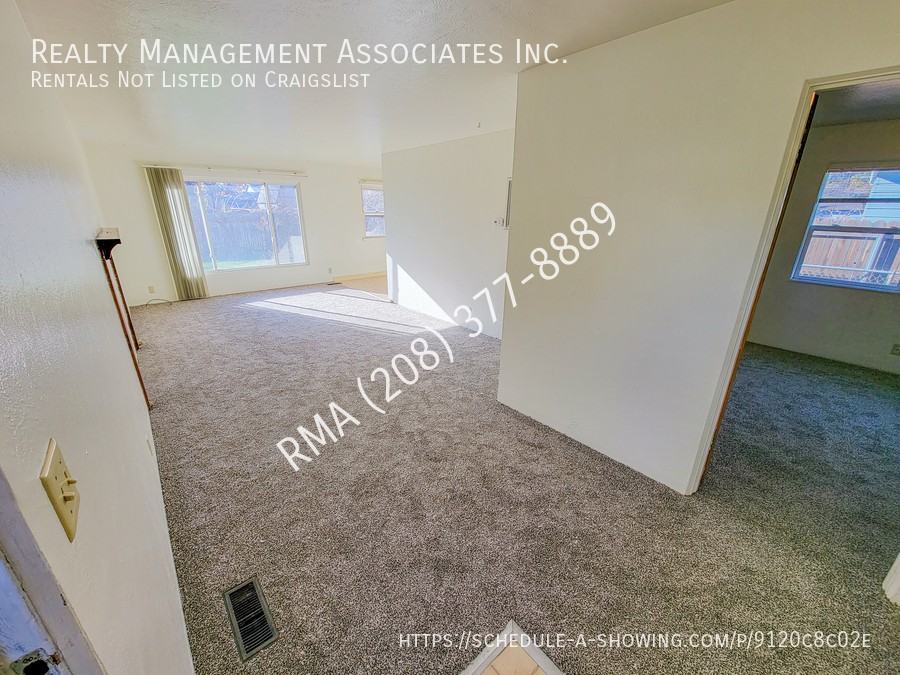 2719 W Agate St - Photo 3 of 7