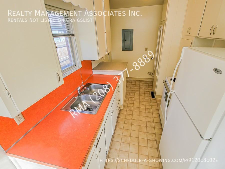 2719 W Agate St - Photo 6 of 7