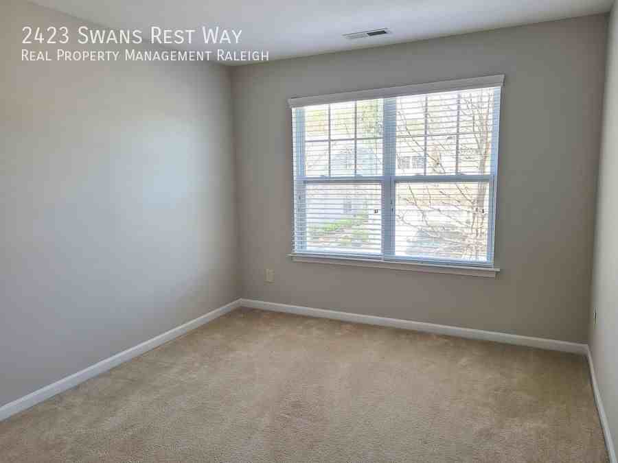2423 Swans Rest Way - Photo 7 of 11