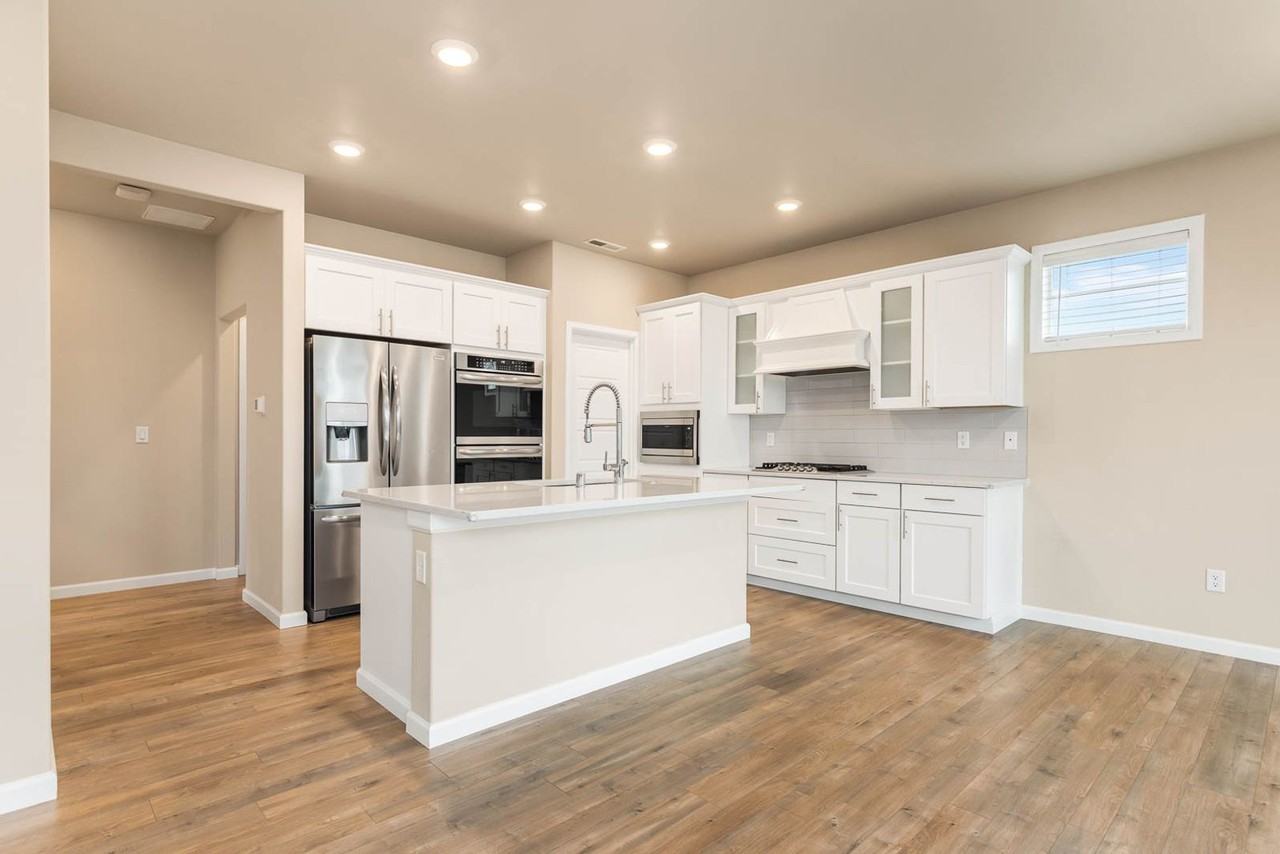 25800 203rd Ave Se - Photo 4 of 19