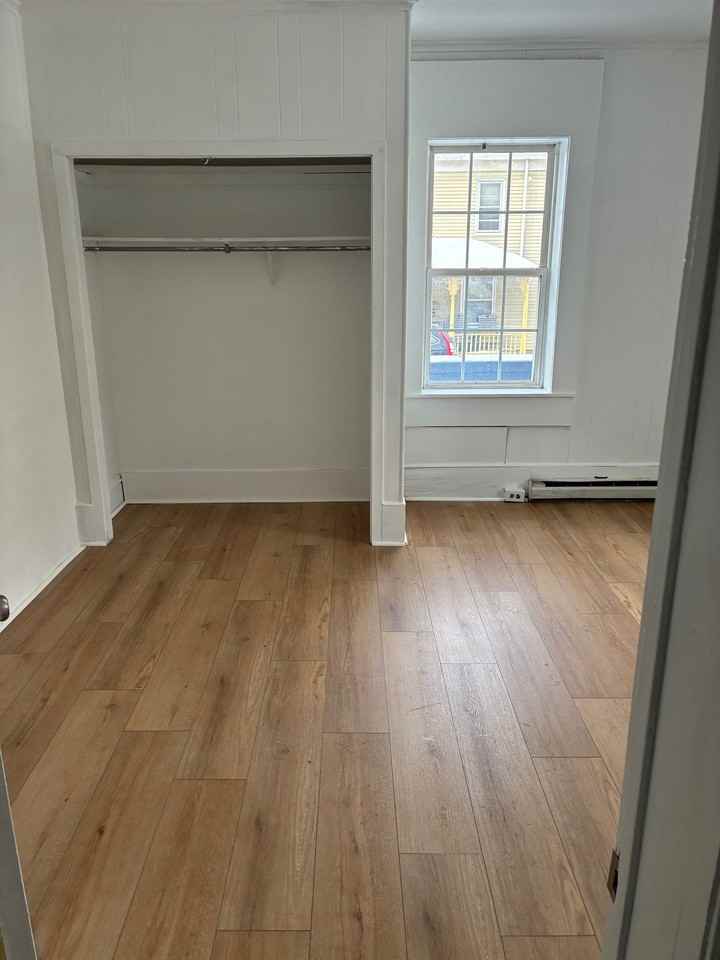 115 N 5th Ave - Photo 6 of 7