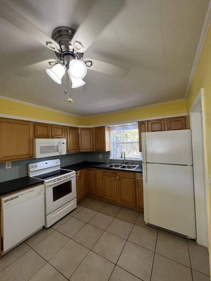 5321 Newton Ave S #NA - Photo 3 of 24