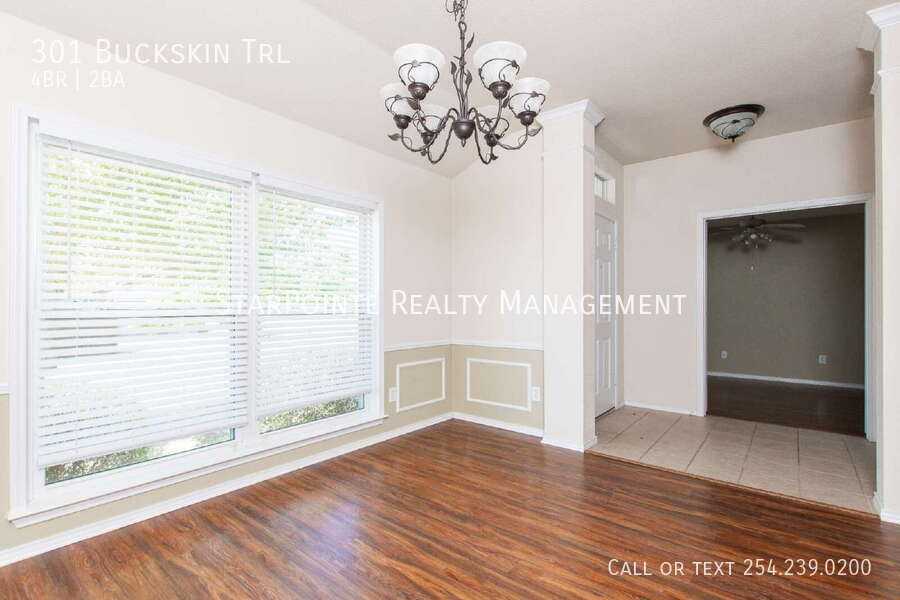 301 Buckskin Trl - Photo 7 of 30