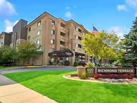 400 N Richmond St #214 - Photo 1 of 1