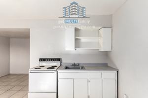 featured image of 525 N 32nd St #6