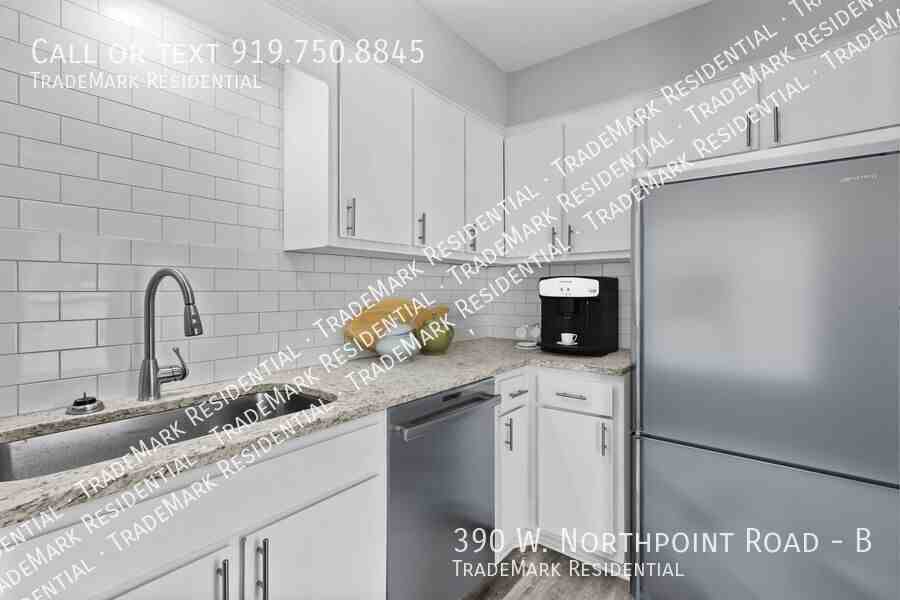 390 W Northpoint Rd #B - Photo 5 of 42