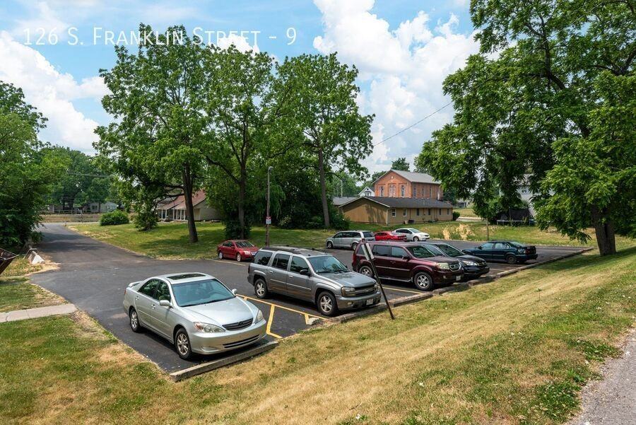 126 S Franklin St #9 - Photo 2 of 17