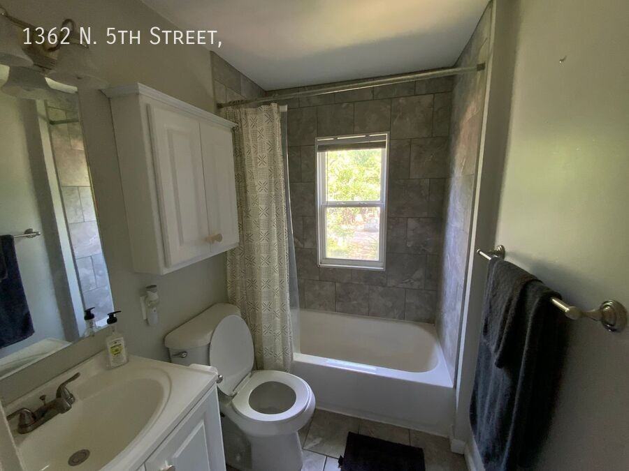 1362 N 5th St - Photo 7 of 10