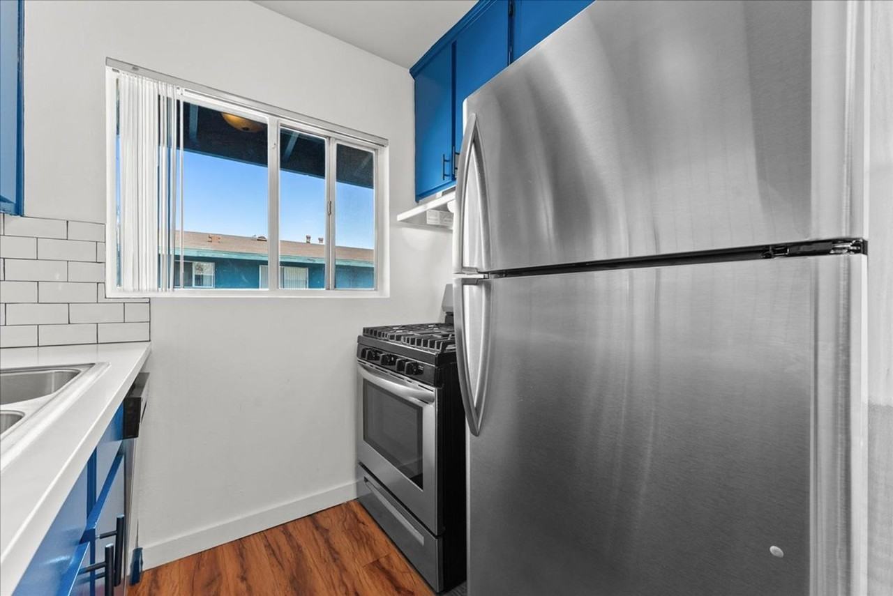 7733 Laurel Canyon Blvd #09 - Photo 5 of 19