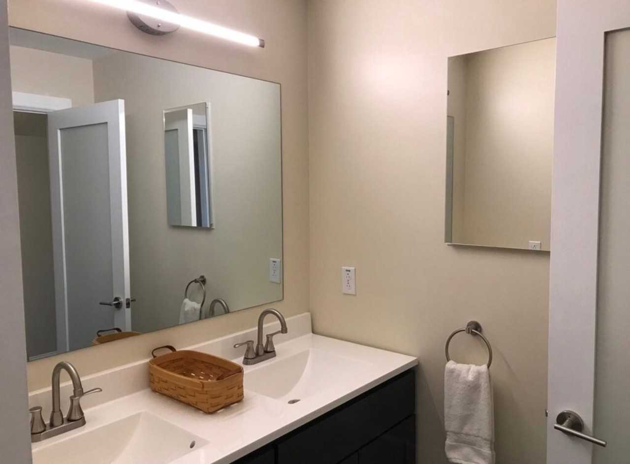 2301 Mission St - Photo 4 of 10