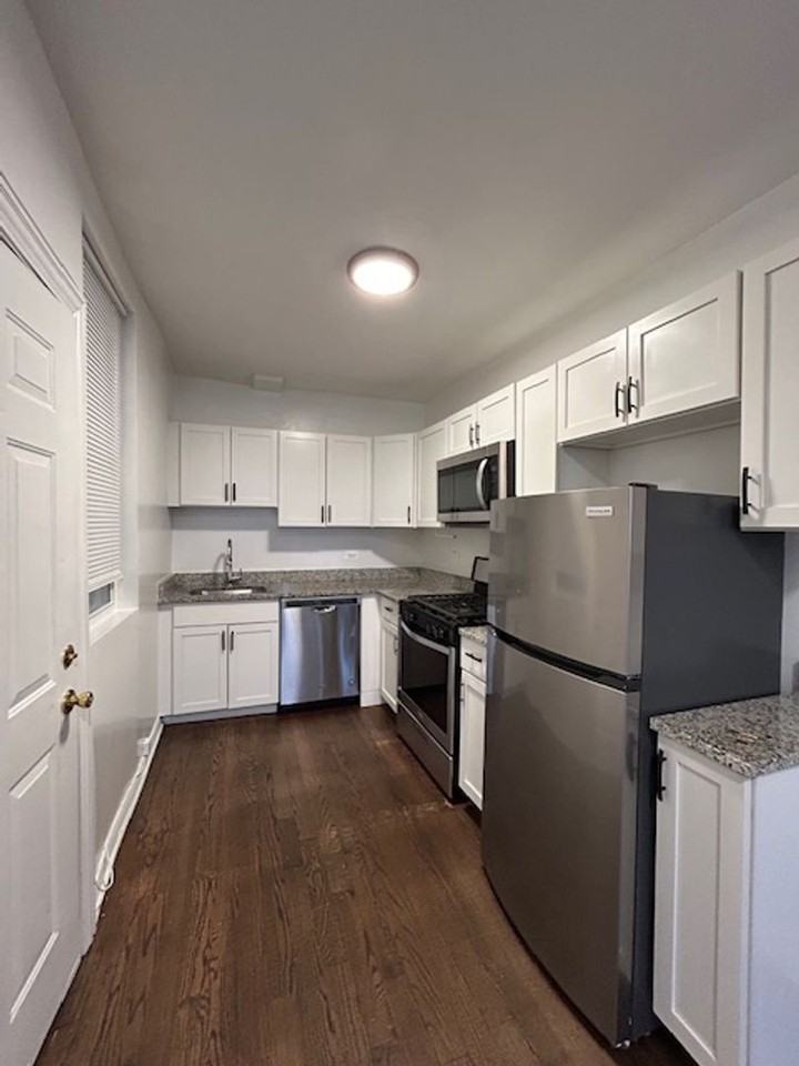 1501-1503 N. Kolin/4316-4322 W. LeMoyne - Photo 2 of 27