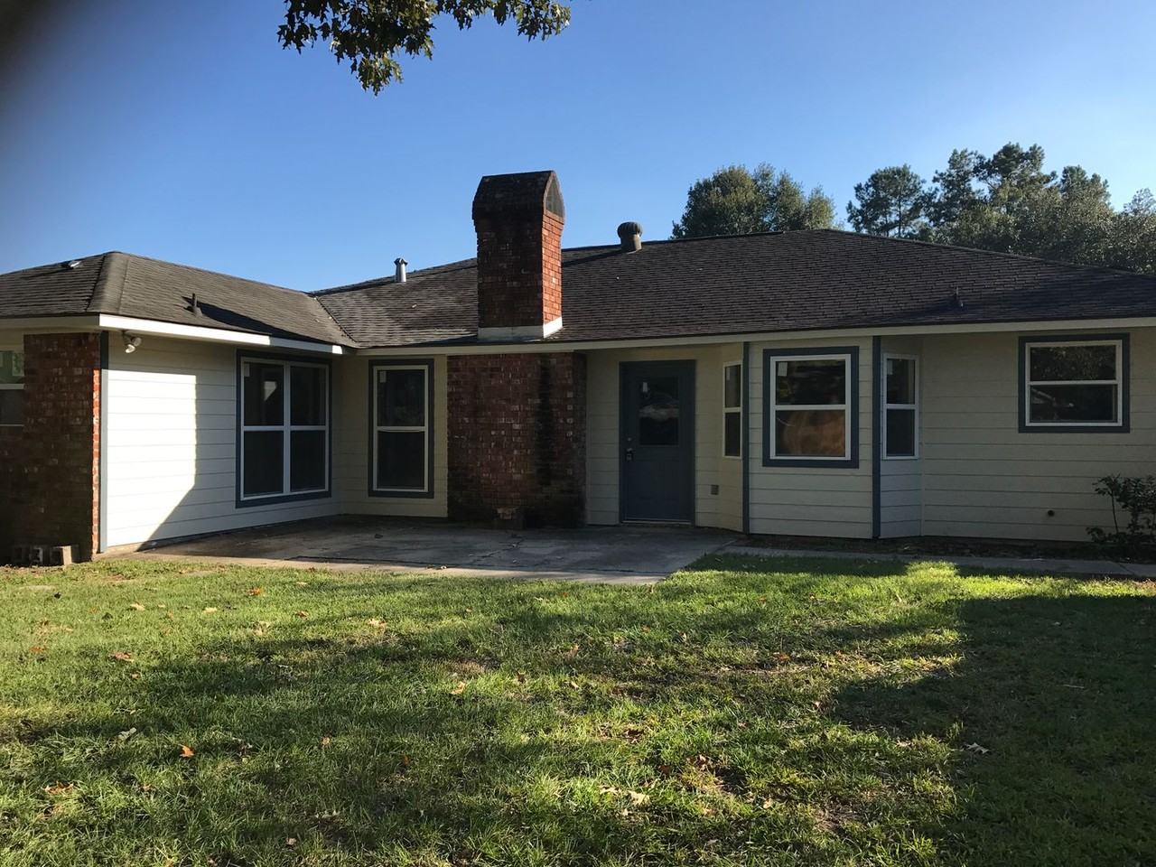 16403 Ellis Ave - Photo 3 of 24