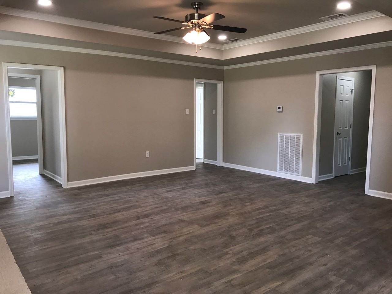 16403 Ellis Ave - Photo 7 of 24