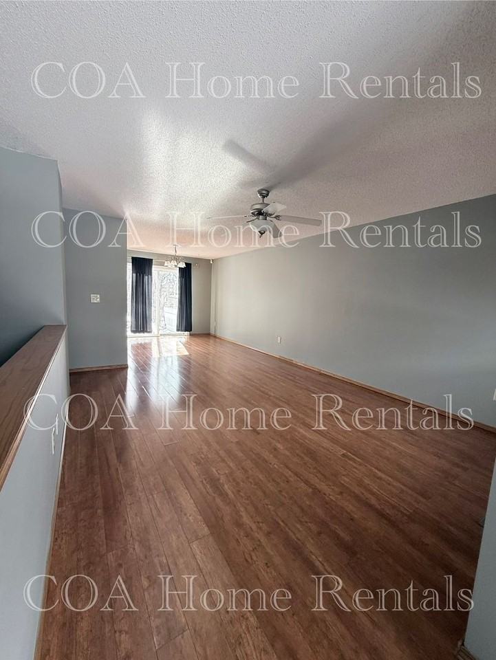 503 W Hendryx St - Photo 2 of 22