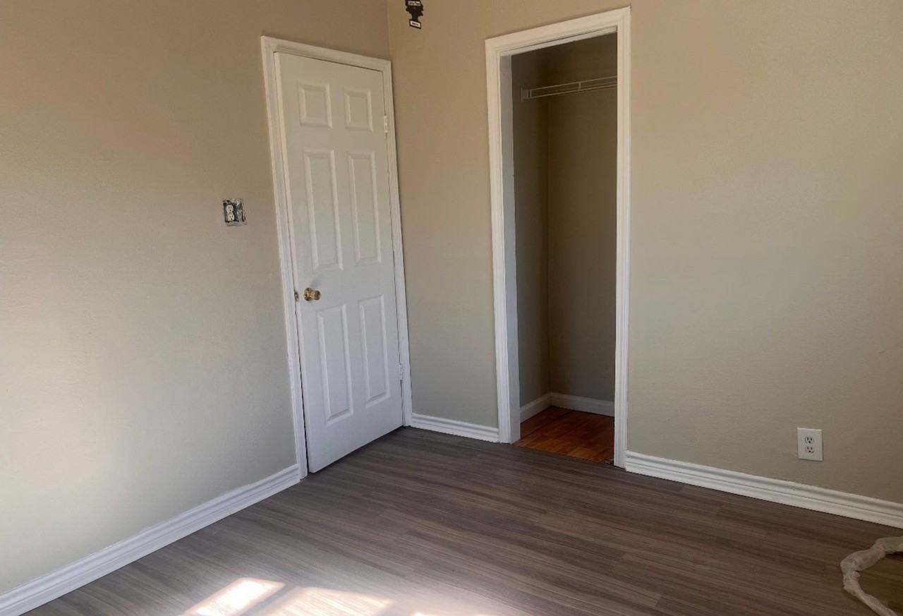 528 Shasta St - Photo 7 of 9