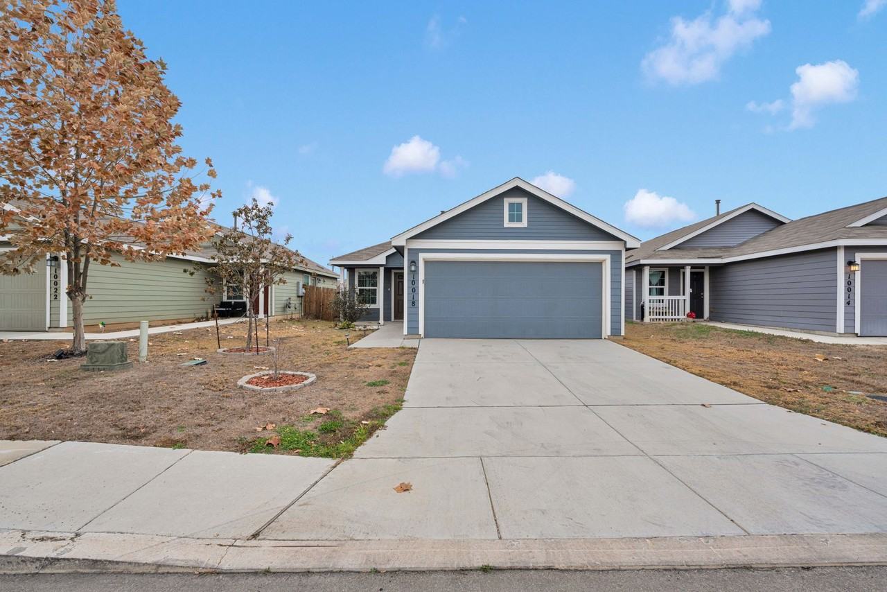 10018 Braun Crst - Photo 2 of 16