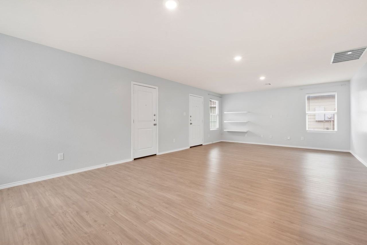 10018 Braun Crst - Photo 4 of 16