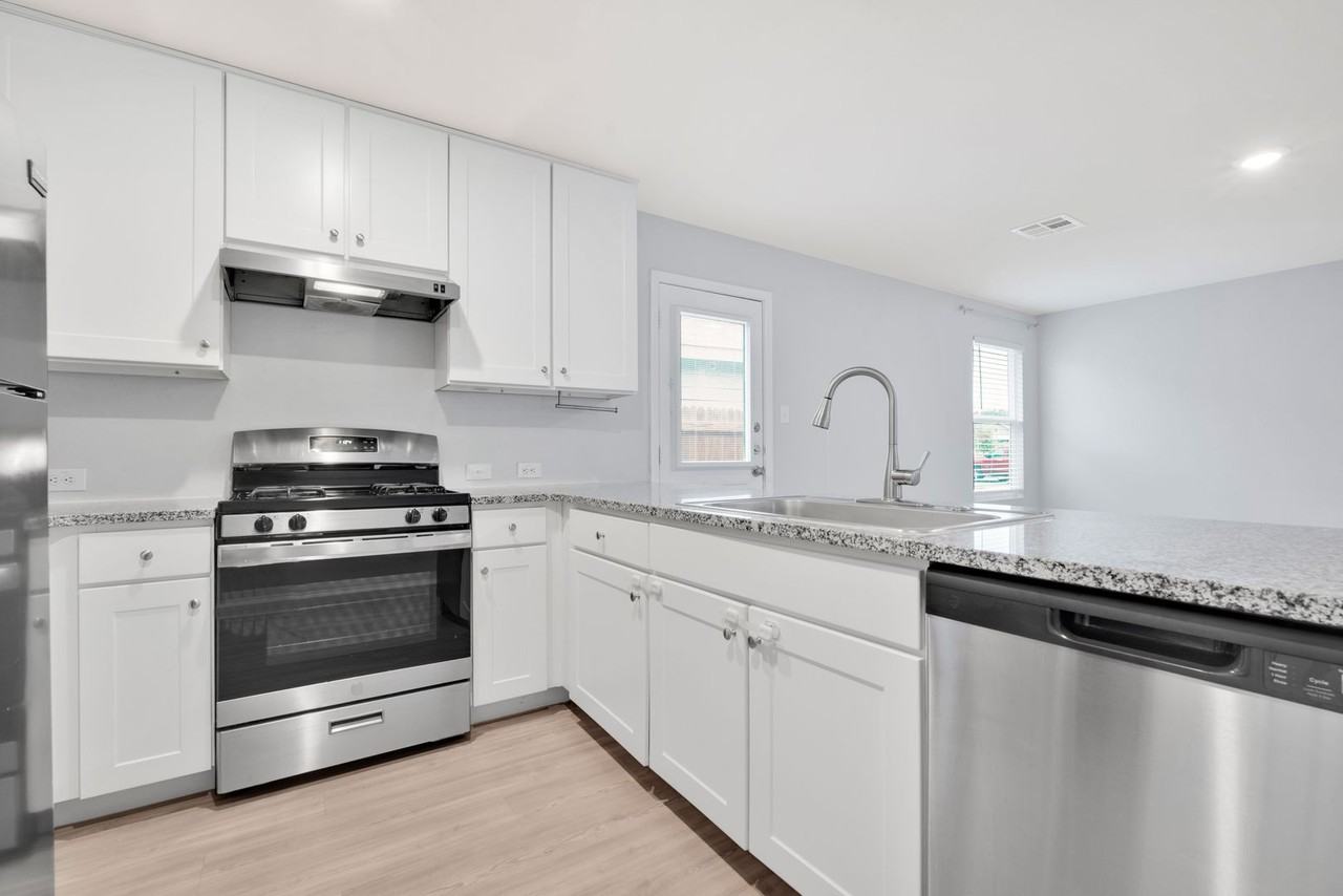 10018 Braun Crst - Photo 5 of 16