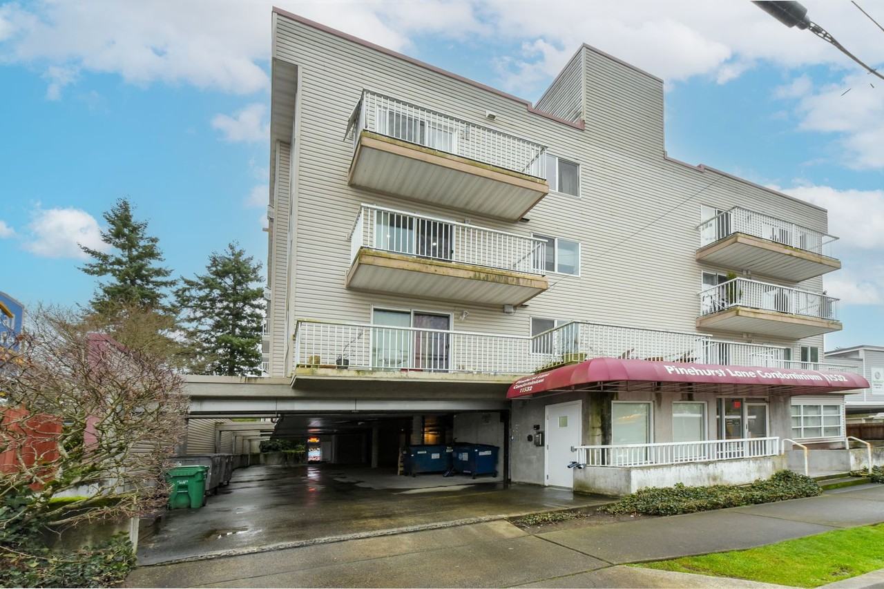 11532 15th Ave Ne #403 - Photo 2 of 18