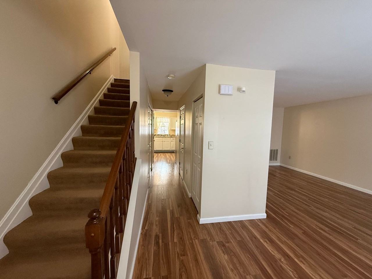 347 Stonehedge Ln - Photo 2 of 9