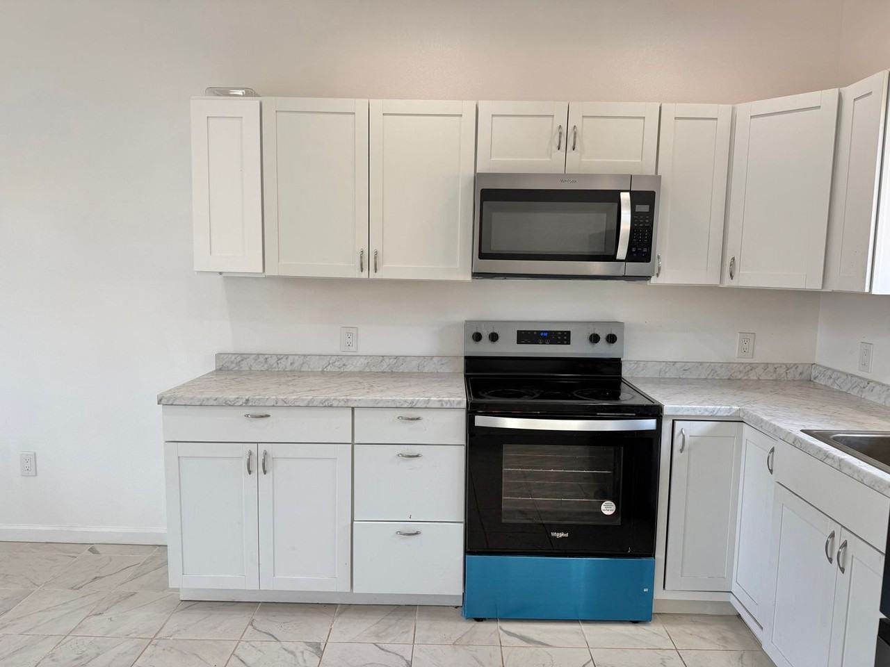 648 Waiehu Beach Rd - Photo 3 of 22