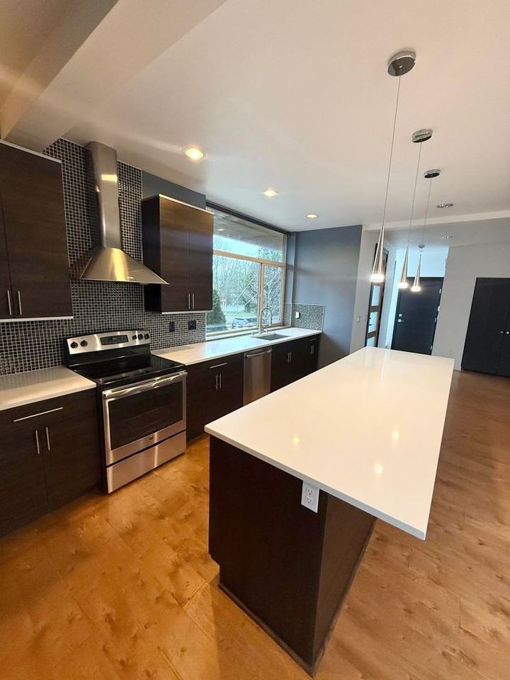 7528 21st Ave Sw - Photo 5 of 25