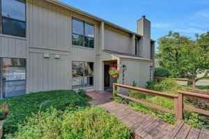 featured image of 7311 Maple Ct