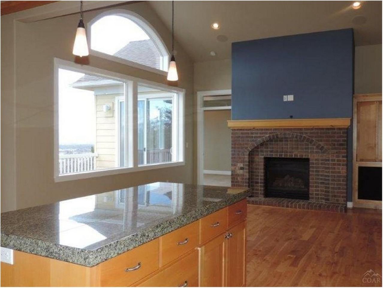 3334 Nw Bungalow Dr - Photo 5 of 16