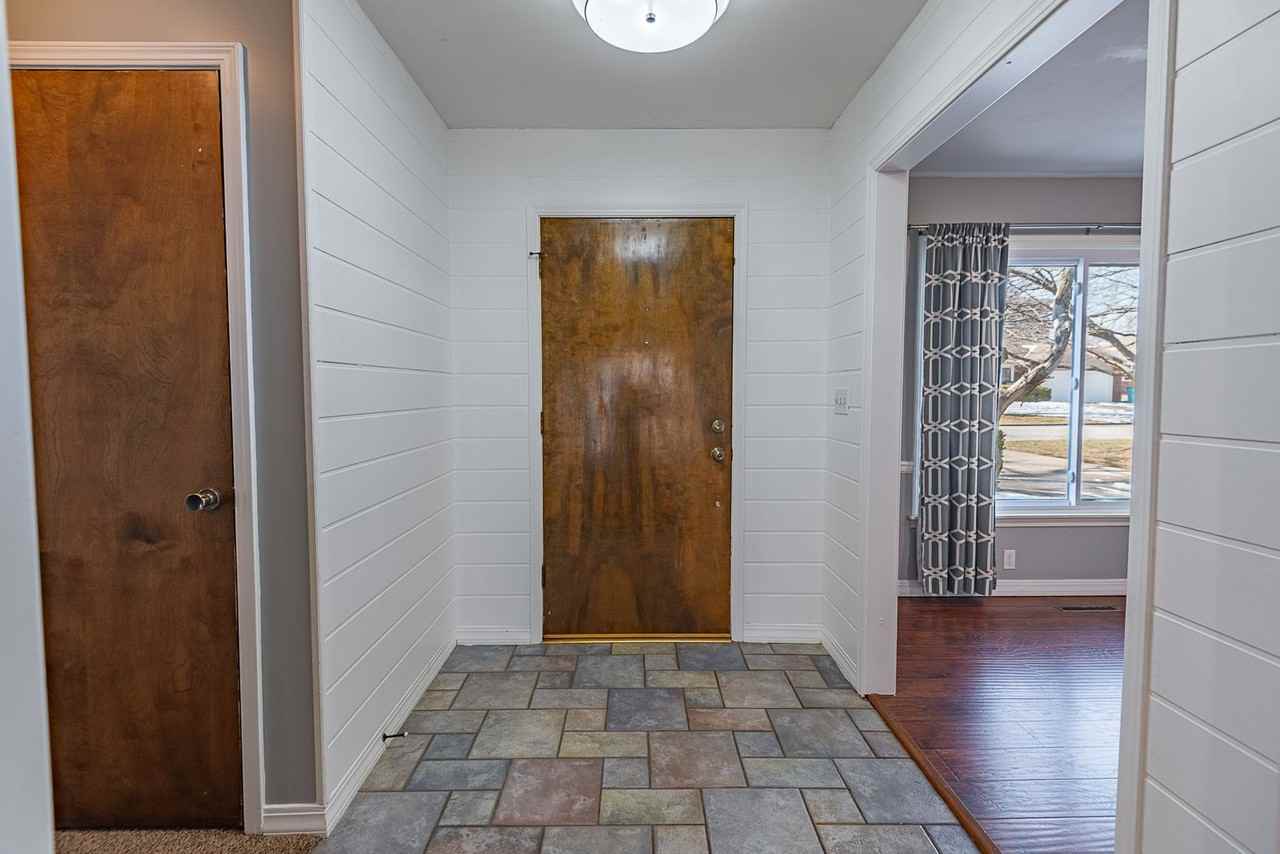 4818 S Mccann Ave - Photo 4 of 42