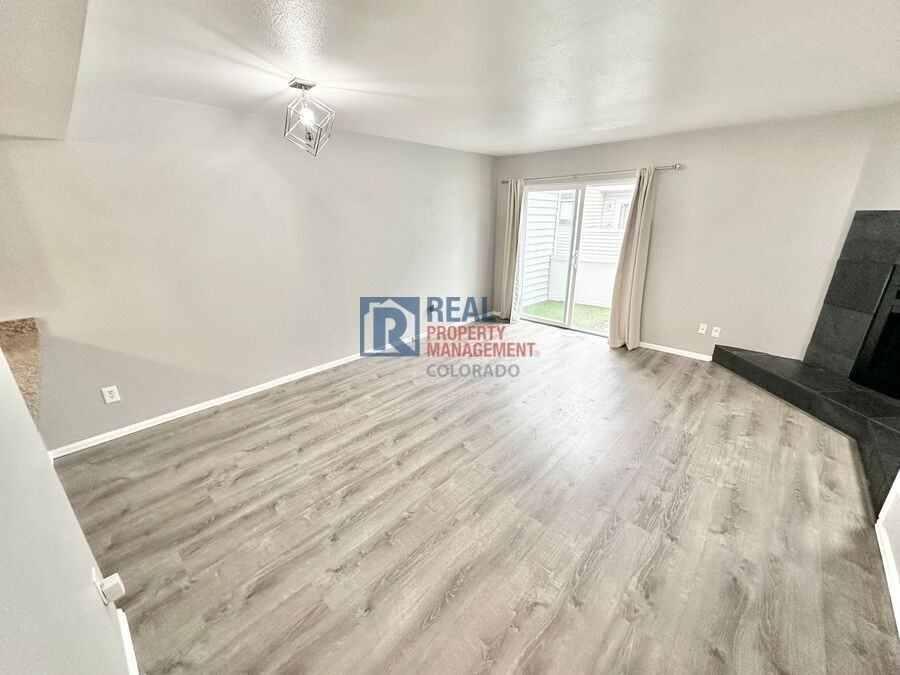 251 S Nome St - Photo 3 of 15