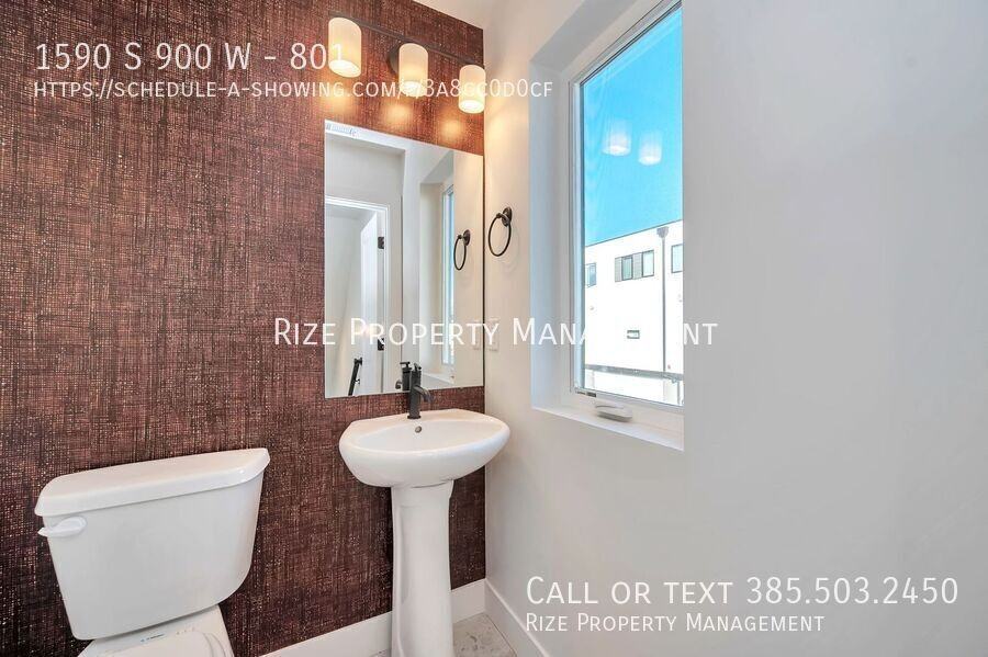1590 S 900 W #801 - Photo 7 of 15