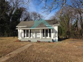 featured image of 645 Church St