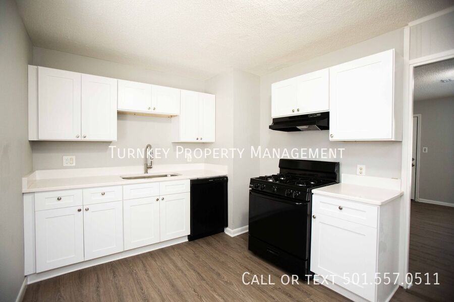 1112 Ray Rd - Photo 3 of 19