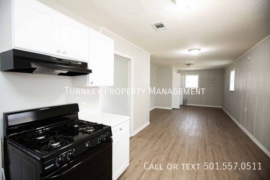 1112 Ray Rd - Photo 6 of 19