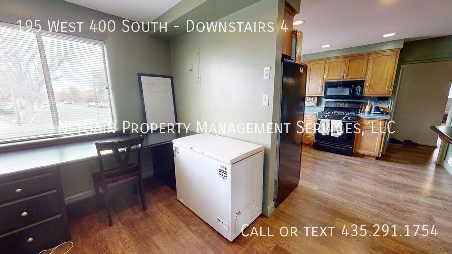 195 W 400 S - Photo 2 of 27