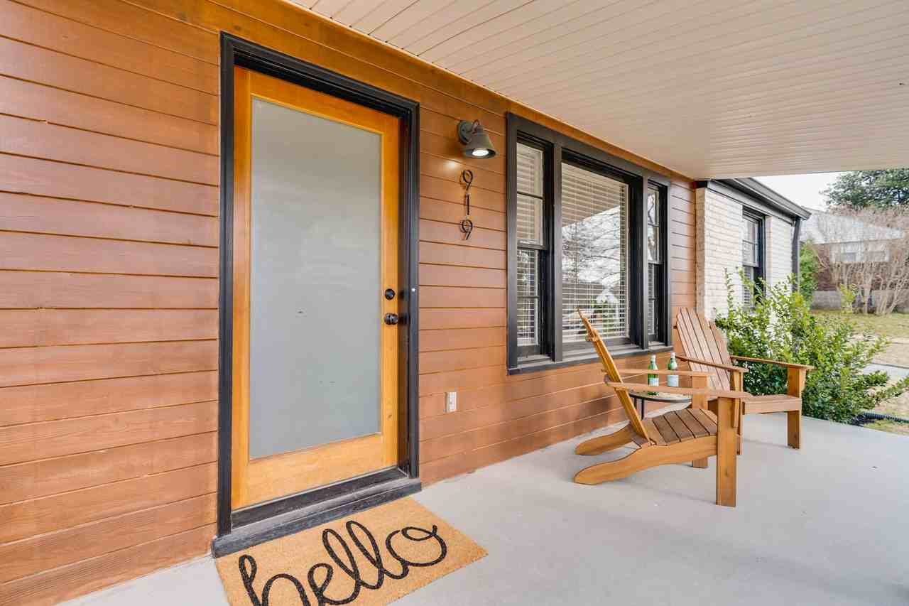 919 Crescent Hill Rd - Photo 4 of 17