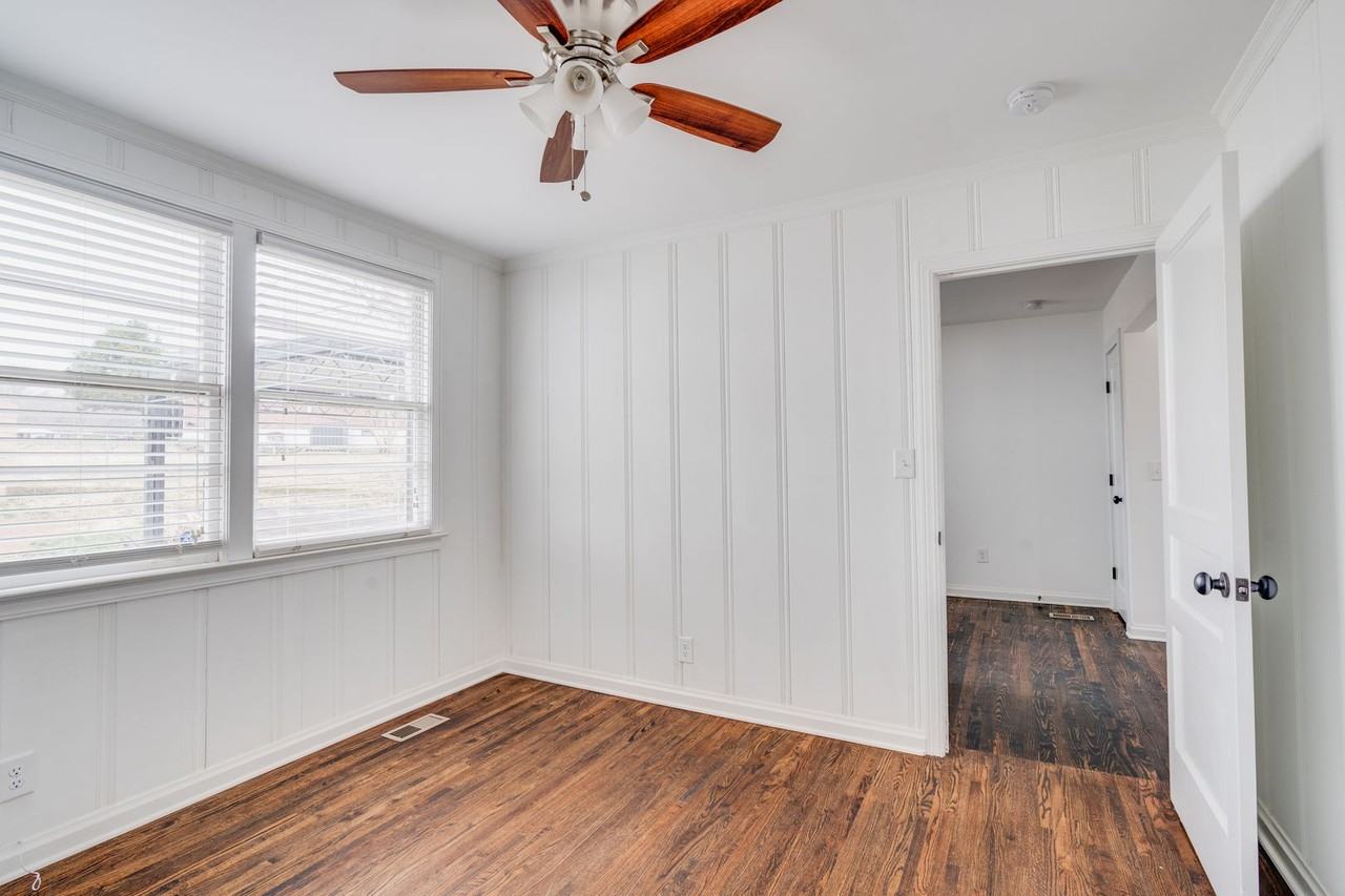 919 Crescent Hill Rd - Photo 7 of 17