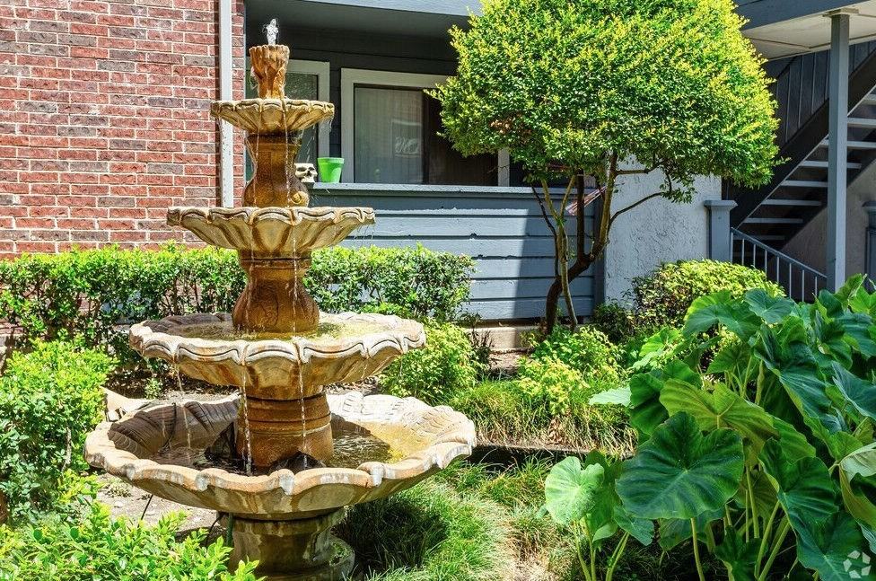 Fountains of Jupiter - Photo 3 of 25