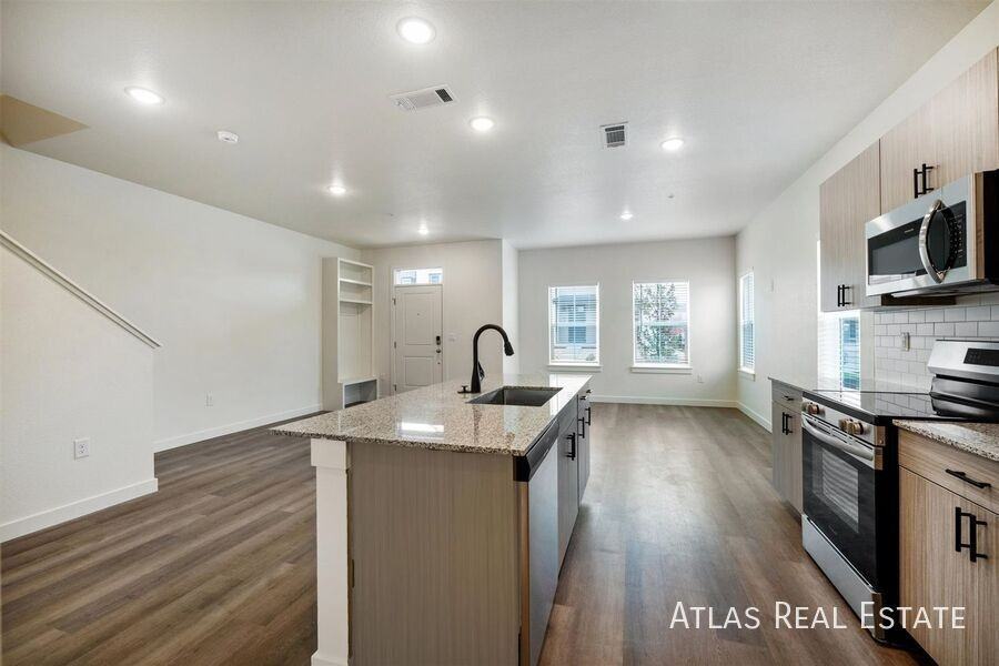 660 Rawah Aly #23-660 - Photo 7 of 50