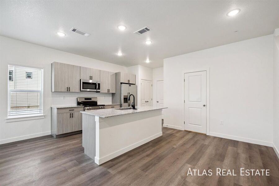 671 Rawah Aly #24-671 - Photo 2 of 50