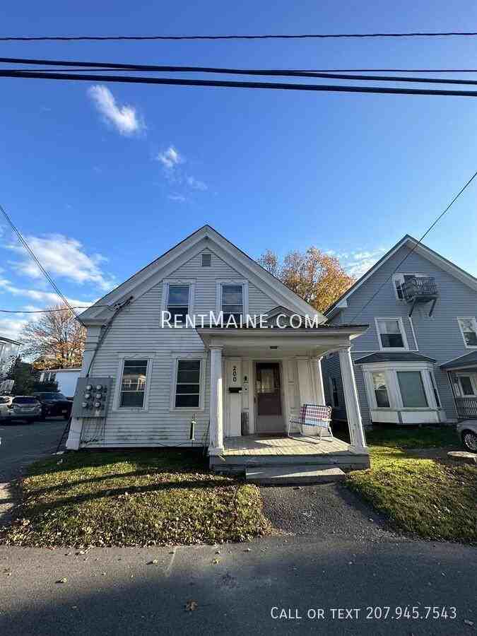 200 Center St #4 - Photo 7 of 8