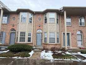 346 Hickory Pl - Photo 1 of 1